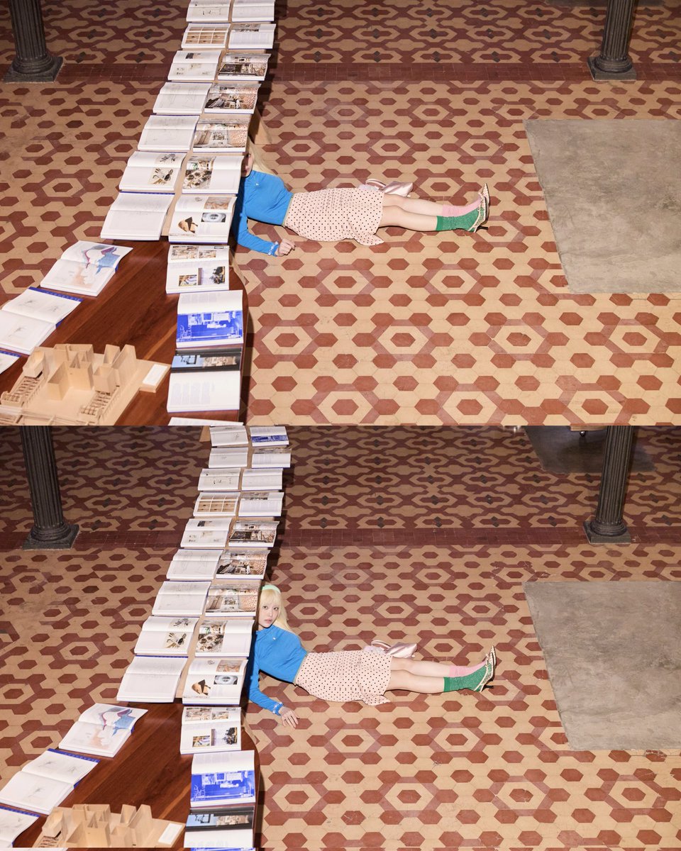 chuu_atrp's tweet image. [💿]
CHUU The First Album [XO, My Cyberlove]

🎧2026.01.07 6PM (KST)

“Dear friend, 안녕?”
이 인사가 나를 처음으로 세상에 연결했다.

💙CYBERLOVE ARCHIVES

#CHUU #츄 #XOMyCyberlove