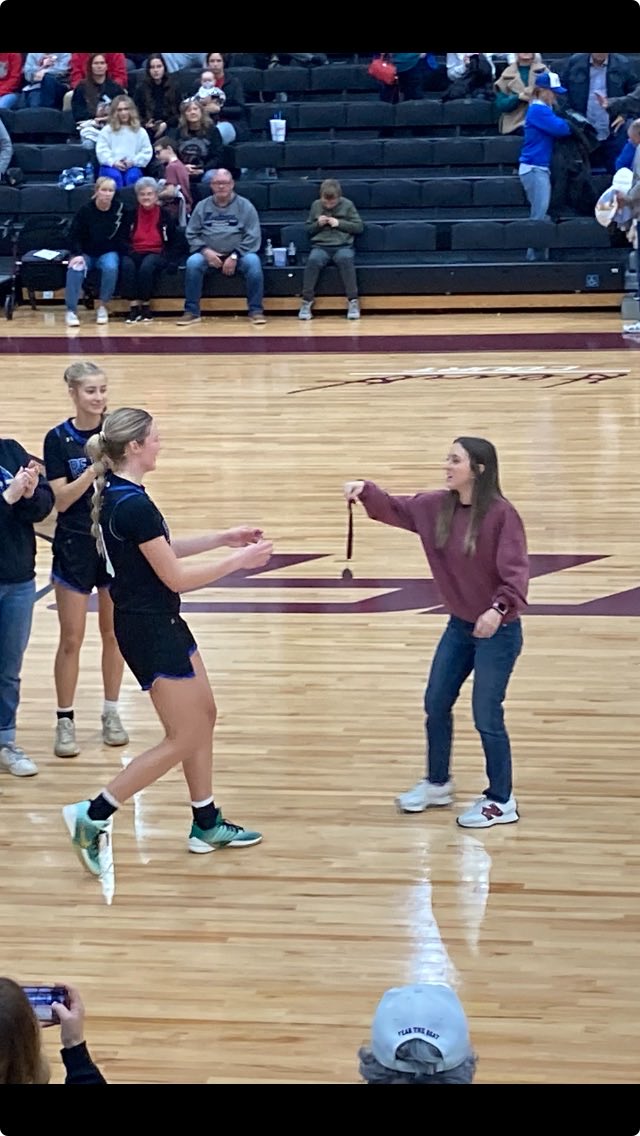 MHunnicutt2026's tweet image. Tourney champs!  
Honored to be named MVP and share alll-tourney team recognition with @SarahHeiskell
A true team effort , everyone stepped up!