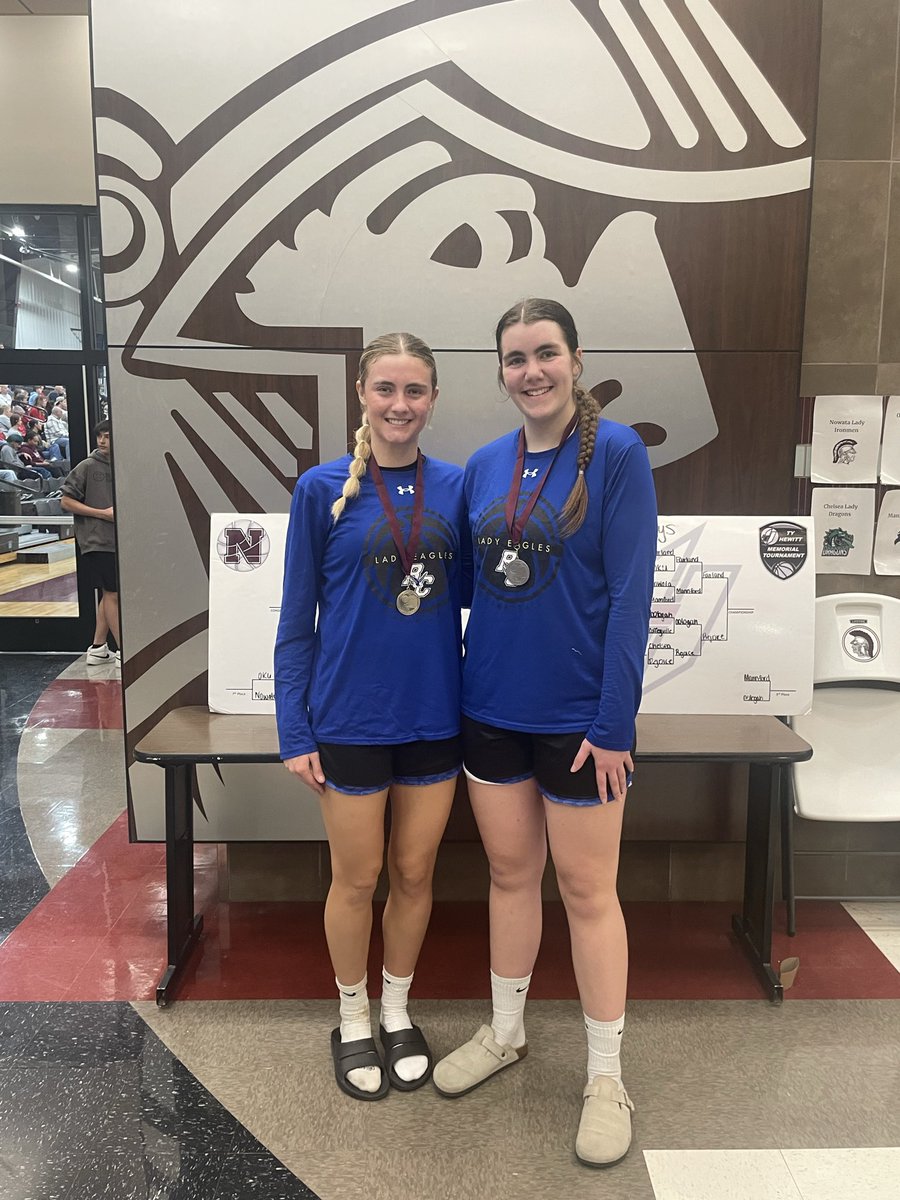 MHunnicutt2026's tweet image. Tourney champs!  
Honored to be named MVP and share alll-tourney team recognition with @SarahHeiskell
A true team effort , everyone stepped up!