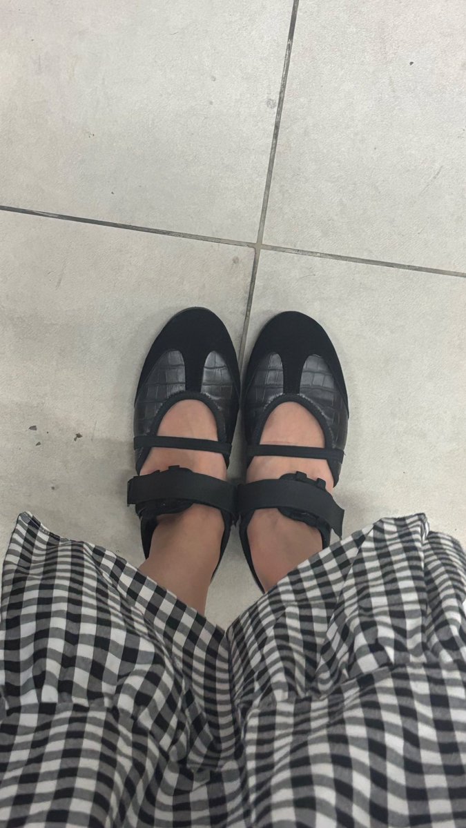 baru beli hijack twyla sputnik yang hitam ini setelah di cart lama banget 😆 mari kita pakaii dulu semingguu biar bisa review!!