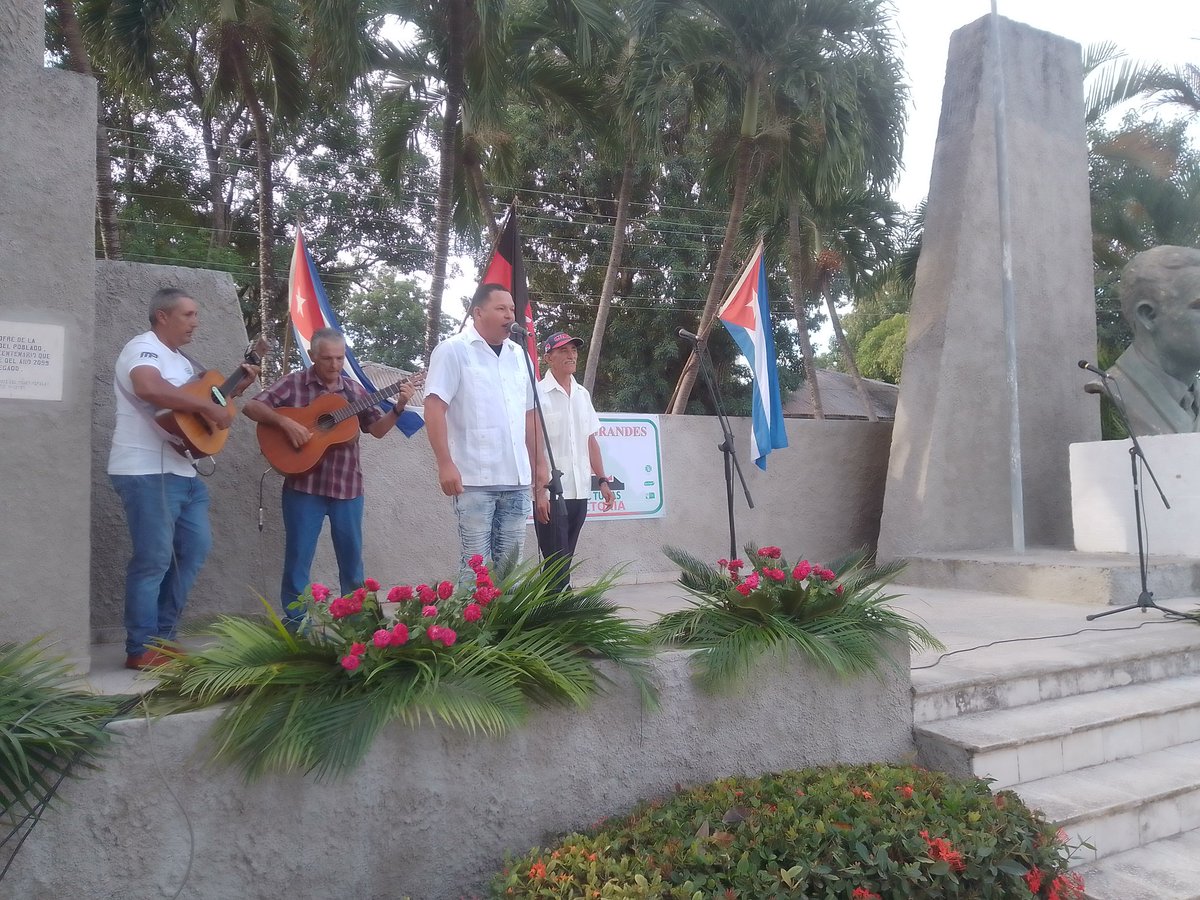Celebran en Amancio día del trabajador de la Cultura.