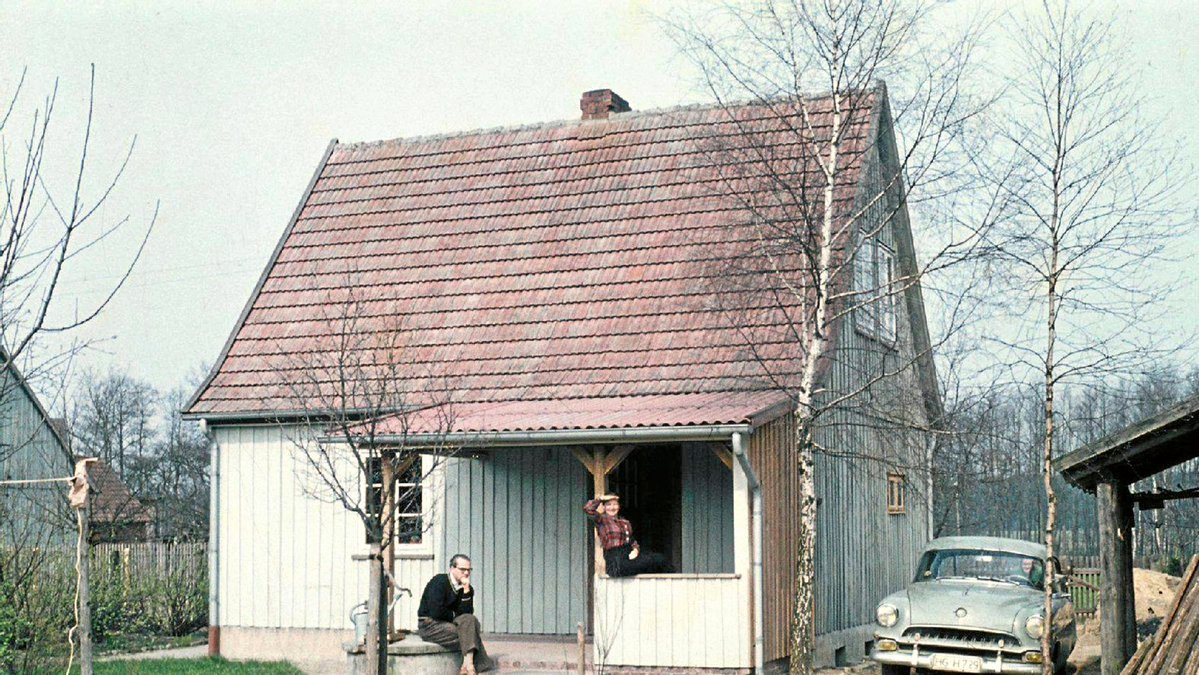 Arnotationen's tweet image. Arno Schmidt TB Mo 26.11.1962:
4 Jahre hier [in Bargfeld] – es war doch wohl richtig; gesünder + anregender auch.