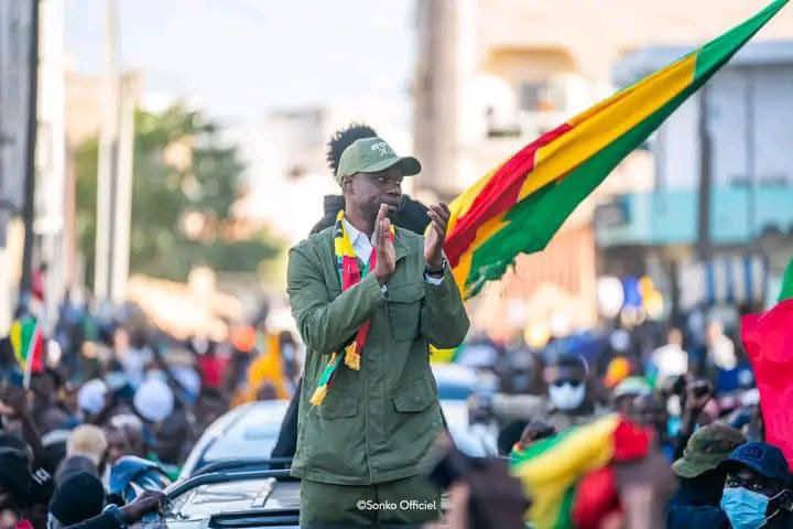 IncomprisSage's tweet photo. Personne, je dis bien personne, ne peut falsifier ni réécrire l’histoire de notre lutte pour la libération du Sénégal.
Cette lutte sans compromis, menée avec courage, sacrifices et détermination, a été portée du début jusqu’à la fin par le leadership éclairé d’un homme : Ousmane Sonko.
Malgré les épreuves, les persécutions et les tentatives d’effacement, il est resté debout, fidèle à ses convictions et à son peuple.
L’histoire retiendra la vérité, et la vérité ne se négocie pas.🇸🇳✊🏿