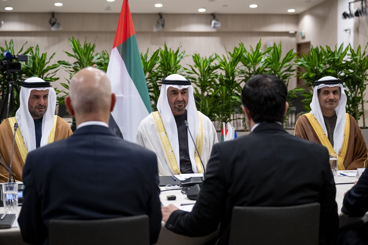 بحثت اليوم في قبرص مع فخامة الرئيس نيكوس خريستودوليدس، سبل تعزيز العلاقات الاقتصادية والتنموية والعمل المشترك لتحقيق أهداف الشراكة الإستراتيجية الشاملة بين بلدينا، إضافة إلى مواصلة التنسيق في مجال العمل الإنساني .سياسة الإمارات الراسخة التعاون من أجل البناء والتنمية والسلام