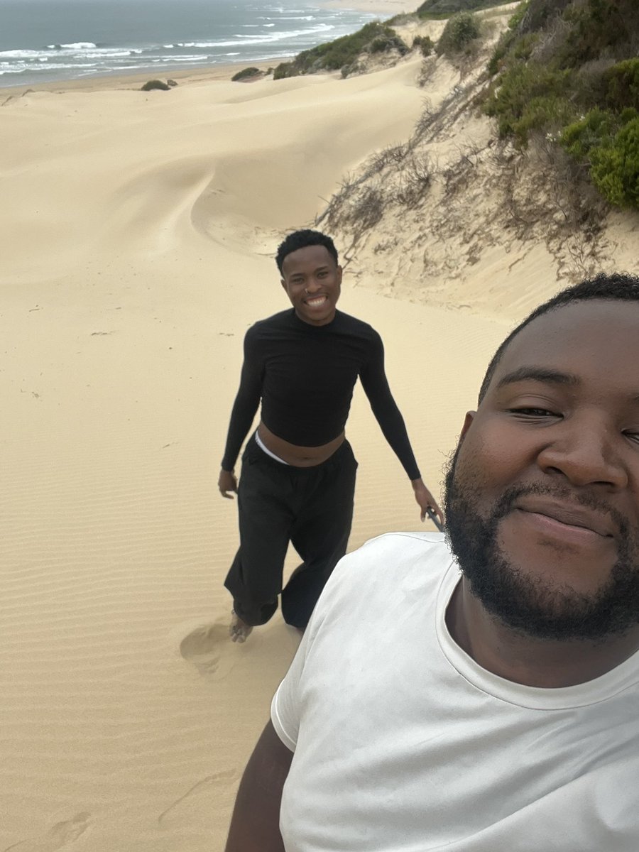 Lazeauxla's tweet photo. yho I’ve found the love of my life guys. I’m going to marry him 🥹 https://t.co/g5018HGF9K