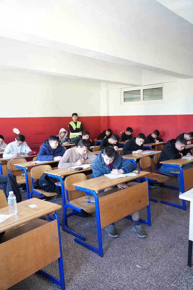 agdafyon's tweet photo. 📌Liseli Gençler Efendimizin İzinde
📍Afyonkarahisar Merkez
📍Çay
📍Sandıklı
📍Çayırbağ
#Efendimizinİzinde
#AGD
#AGDLiseler
#AnadoluGençlikDerneği
#SiyeriNebi https://t.co/0EBDHkVTaJ