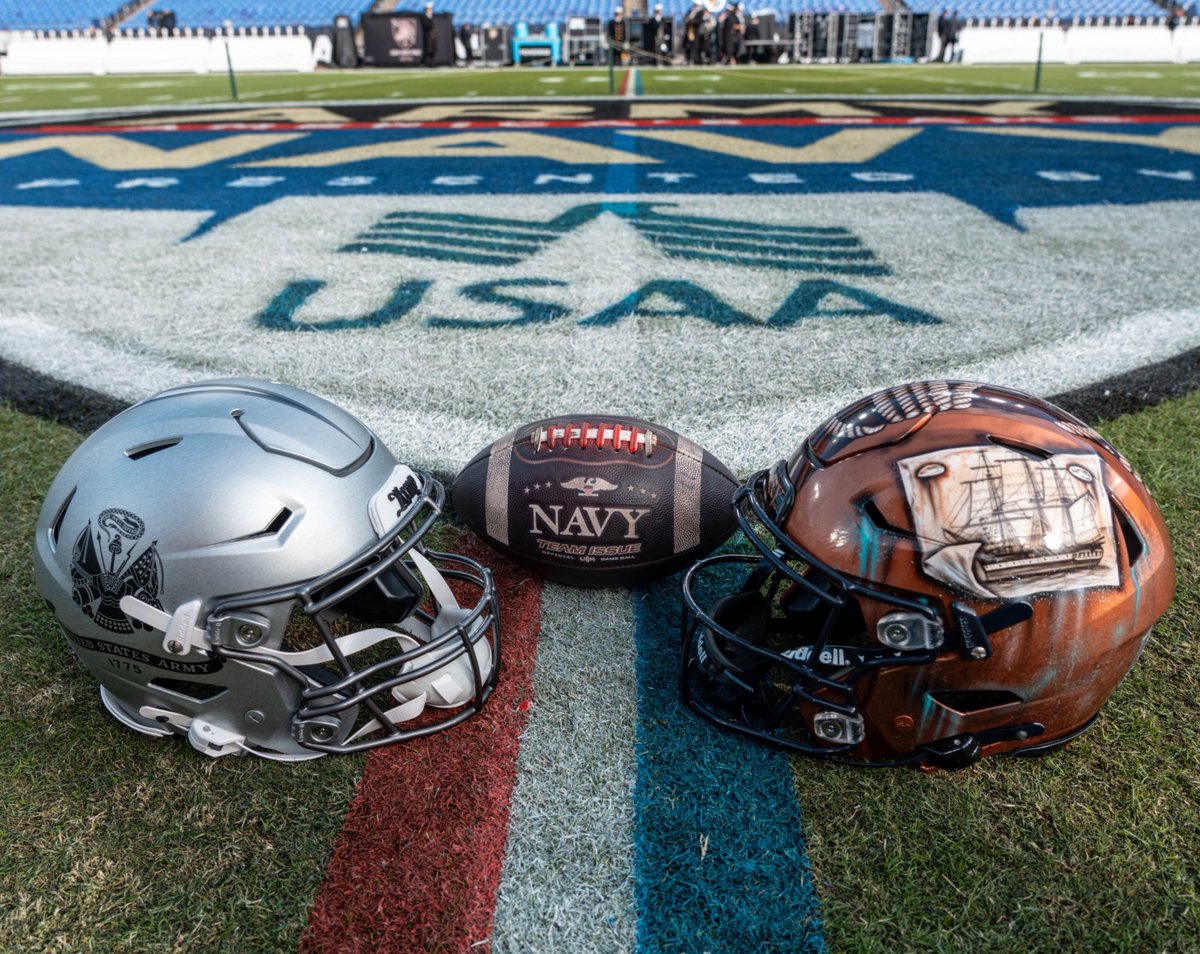 JakeFranklinFB's tweet photo. The best play designs from the Army-Navy game 🧵 https://t.co/O4z2rq9Wit