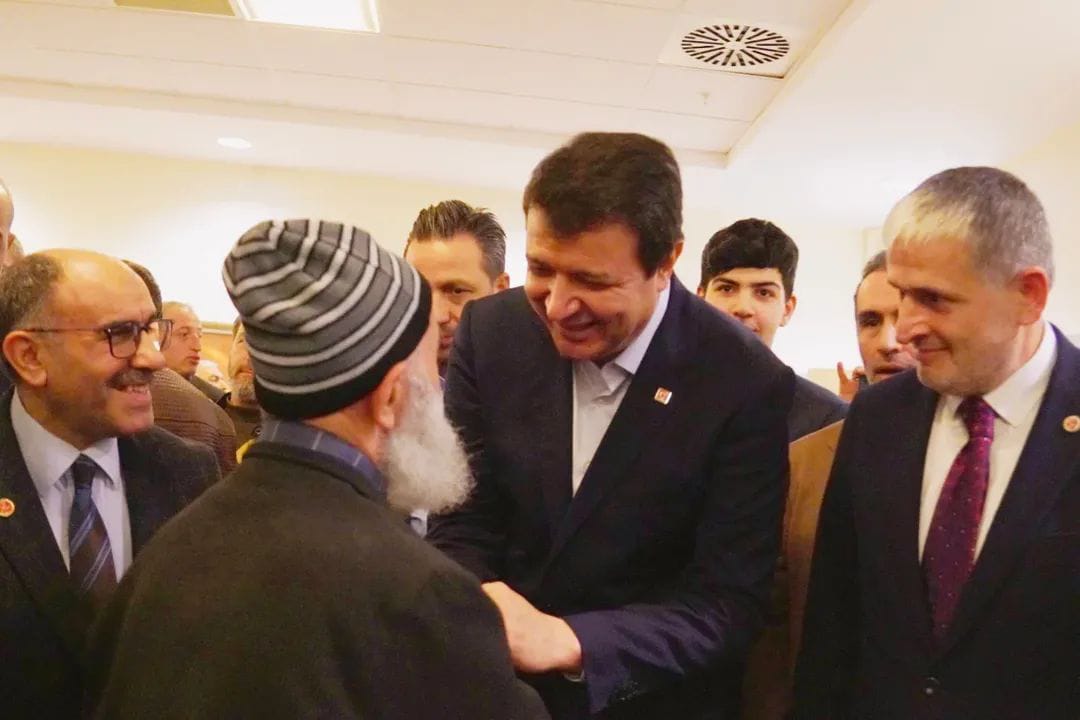 Saadet partisi Bursa İl
Armutlu Eğitim proğramı ,Genel Başkanı Sayın Mahmut Arıkan ile birlite