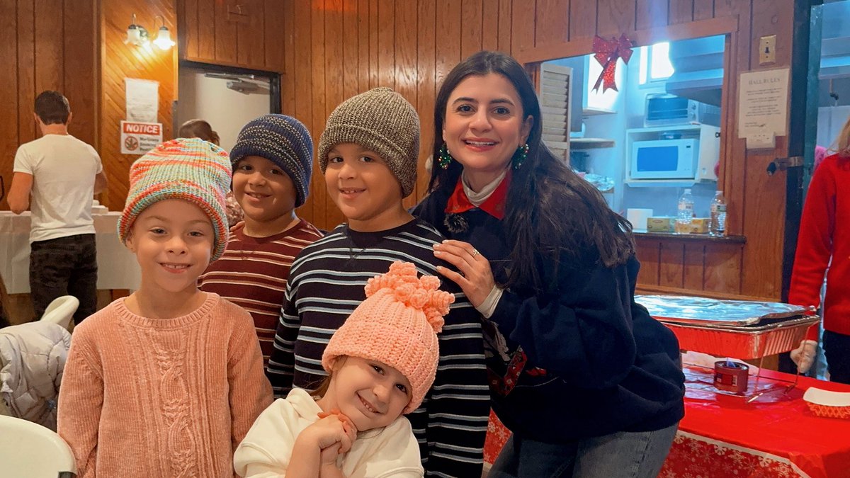 Yesterday <a href="/homes_veterans/">Homes for Veterans</a> partnered with <a href="/wwp/">WWP</a> to give out presents and breakfast to families of veterans at the Edison American Legion! 

🎅🏼Thank you to all of the volunteers who cooked and helped to make this day so special! #MerryChristmas