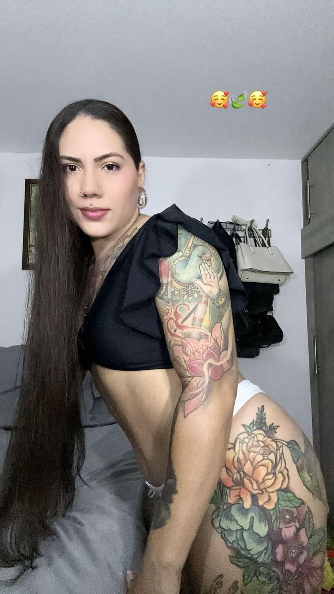 Días porque buenos mis brazos. 🤭💪🏼😌