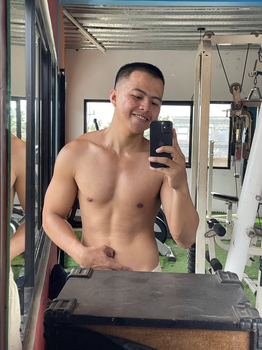 kunhendi1's tweet image. Gym 💦💪🏻