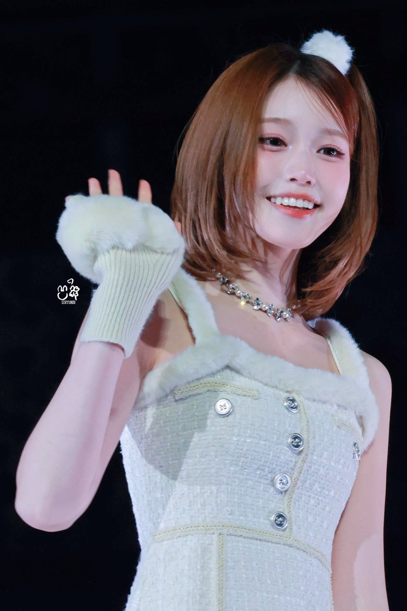 251214

#이즈나 #정세비 #SAEBI
#izna #イズナ #セビ 
#귀엽세비