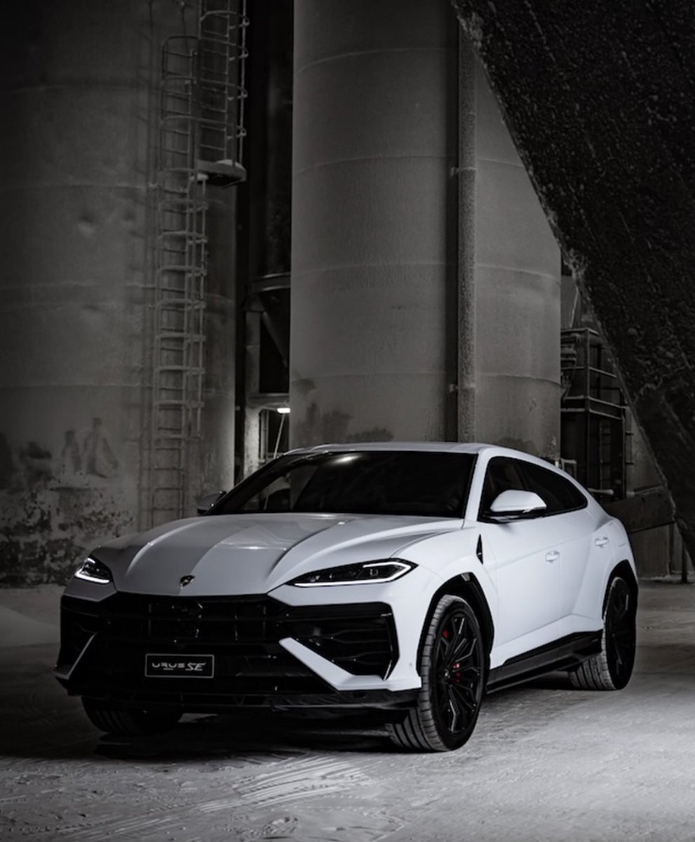 LUX Cars (@luxurycars365) on Twitter photo 