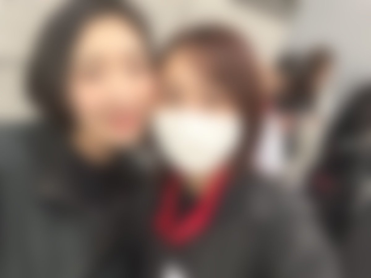 fukaOO2's tweet photo. しまさか大阪最高だったぁーー！！
歌で盛り上がって、MC笑って、幕間で爆笑！終始楽しかった🤣
推しは最高やって改めて思いました🫶🏻

FFにも久しぶりに会えて、推し活してなかったら出会わなかった縁やから、本当にたくさんの幸せをもらってるなと感慨深い。。

2025は納め！2026も楽しみ✨✨ https://t.co/VR69L8KWwD