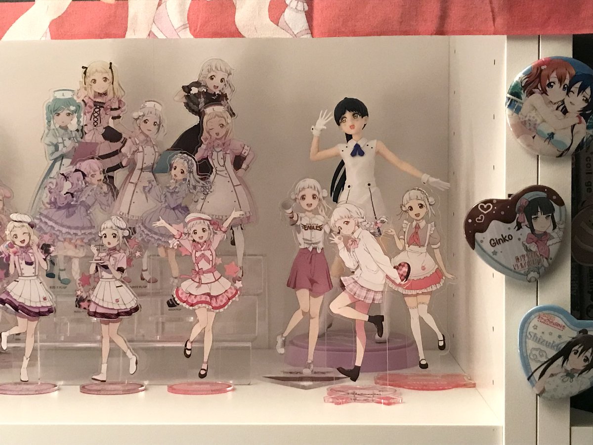 지금 방 적당히 정신없고
상태: 아주 좋음