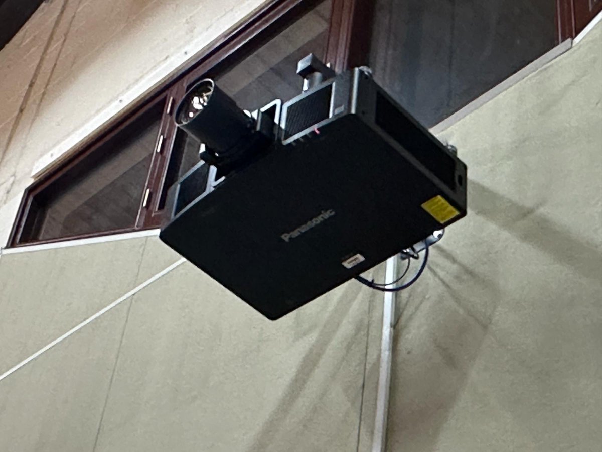 As all event organisers know, the best time to start planning your next Xmas event is straight after the last one was delivered!

Whether you're looking for one big presentation screen, multiple screens around the room to engage staff, an audio-only package or the full works