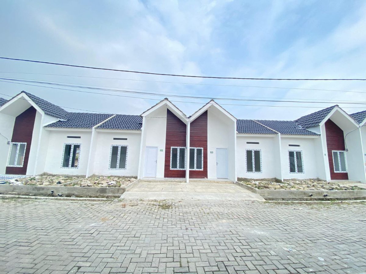 firjars99's tweet photo. CUMAN DI SINI, GYAN PATRIOT, NGAMBIL Rumah DAPAT 3 JUTA.

DP ALL IN cuman 50rb.

Lokasi samping Taman Kopasus Kota Serang Banten dekat ke Unsera &amp; Tol Serang Barat.

Tipe lebih gahar dr RUMAH SUBSIDI lain di Kota Serang, karena tanahnya luas 70 meter. https://t.co/4WcaZiivlC