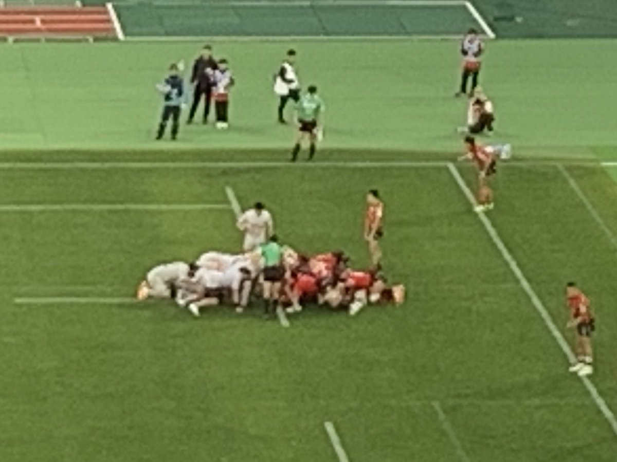ken1eagle's tweet photo. Schlusspfiff;
#CanonEagles - #BlueRevs
27(21-18)39
In der Zweite Halbzeit hat Yamaha gut verteidigt und lässt Canon kein Try machen. Außerdem nahm Yamaha drei Trys und Revs hat mit 27:39 in dem Öffnungsspiel gewonnen. Gelbekarte für Yu Tamura beeinflusst Verloren bei Canon. https://t.co/uly0oifEXO