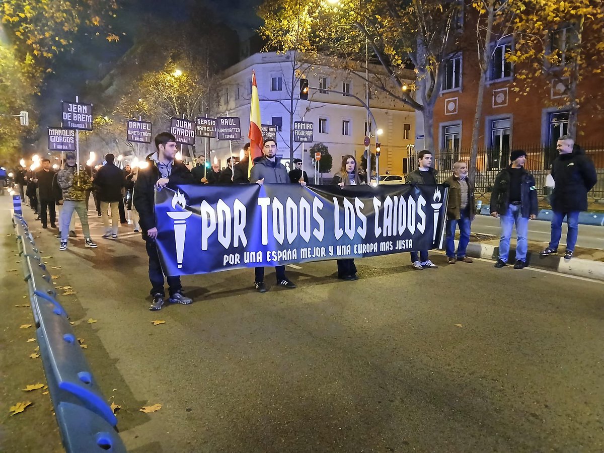 FalangeExterior's tweet photo. Ayer en Madrid, recordamos a Juan Ignacio González y a todos los Caídos por la Europa de las Patrias, con soberanía y raíces.

🚫Mercaderes
🚫Masones
🚫Liberales
🚫Sionistas
🚫OTAN

🔥Mantengamos viva su memoria.

✋🏼 ¡Presentes! https://t.co/ztc0Zb5t7X