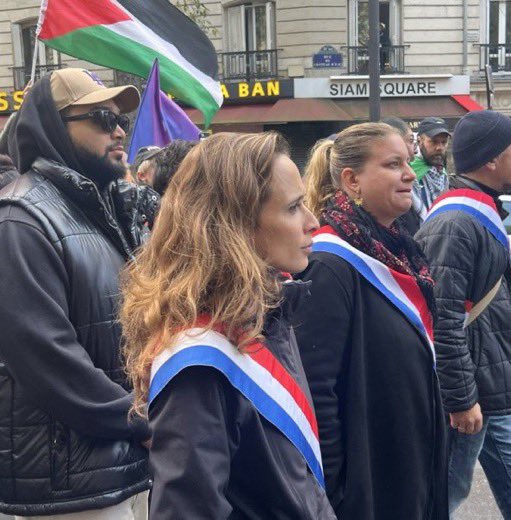 <a href="/JLMelenchon/">Jean-Luc Mélenchon</a> Vos députés battaient le pavé aux côtés d’Omar Alsoumi alors qu’il appelait à multiplier les 7 octobre dans le monde. Ils applaudissaient les futurs massacres et maintenant vous faites mine de vous indigner. TAISEZ-VOUS odieux complice. #antisemitisme