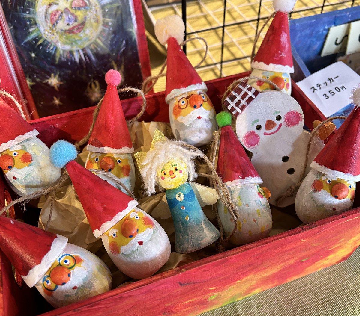 オンラインにサンタさん🎅と
天使👼が並びました！
クリスマスオーナメントに
インテリアにいかがですか👯✨

herbalcafeprana.raku-uru.jp