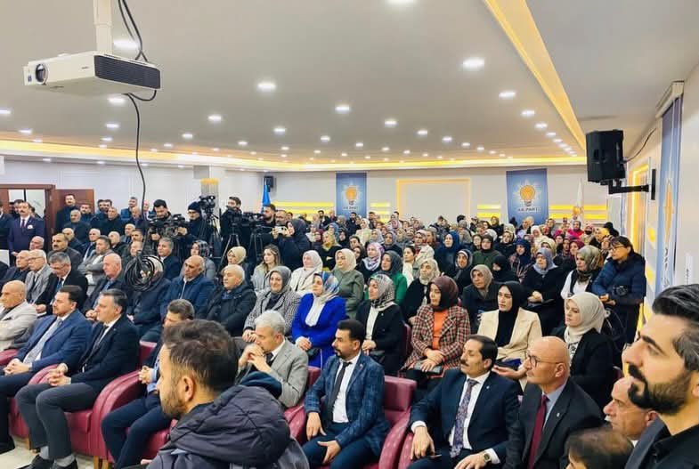 Ulaştırma ve Altyapı Bakanımız
Sayın <a href="/a_uraloglu/">Abdulkadir URALOĞLU</a> 'nun katılımlarıyla, Van
Çevreyolu 1 ve 3 etabının açılışı, il Başkanımız <a href="/ArvasAbdulahat/">Abdulahat Arvas</a> , İl Kadın Kolları Başkanımız <a href="/zerrin_alpaslan/">Zerrin Alpaslan</a> , İlçe Kadın Kolları Başkanımız <a href="/Sevdacicek25/">Sevda Çiçek</a> katılımlarıyla gerçekleşti.
<a href="/tugbaisikercan/">Tuğba IŞIK ERCAN</a>