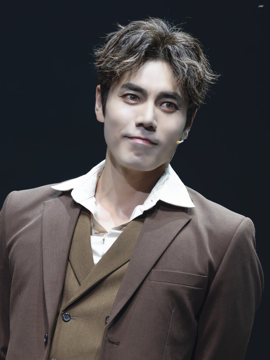 𝒄𝒓𝒂𝒘𝒍 tweet media