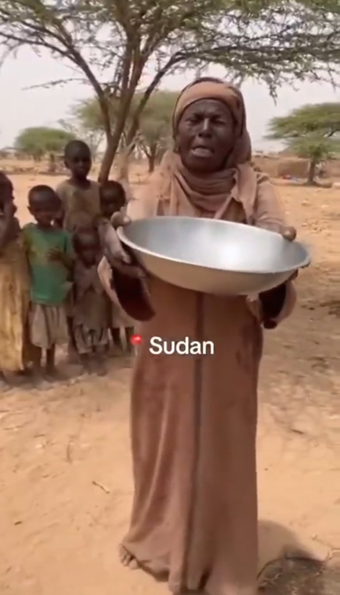Ros10101's tweet image. Don't stop talking about Sudan 🇸🇩 💔