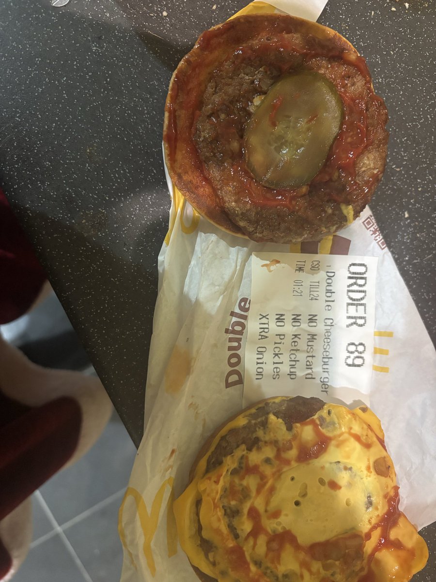 cathychill's tweet photo. @McDonaldsUK can you see the issue here. Utter joke. https://t.co/WZMA7pdvbS
