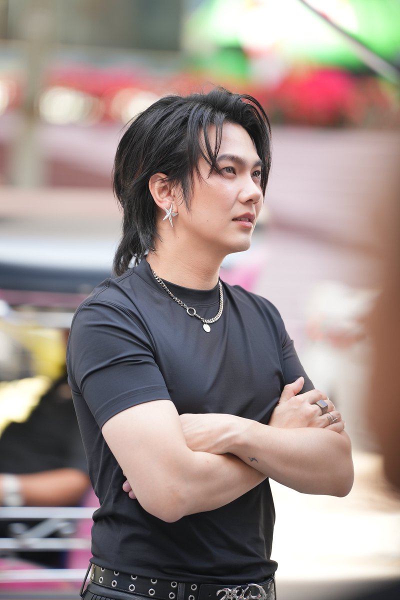 อยากถ่ายรูปบิวแบบออนสตรีท 🥹
หล่อwa 🫠

꒰ <a href="/JakeB4rever/">BIU.</a> #BuildJakapan ꒱ 
#Beyourluve