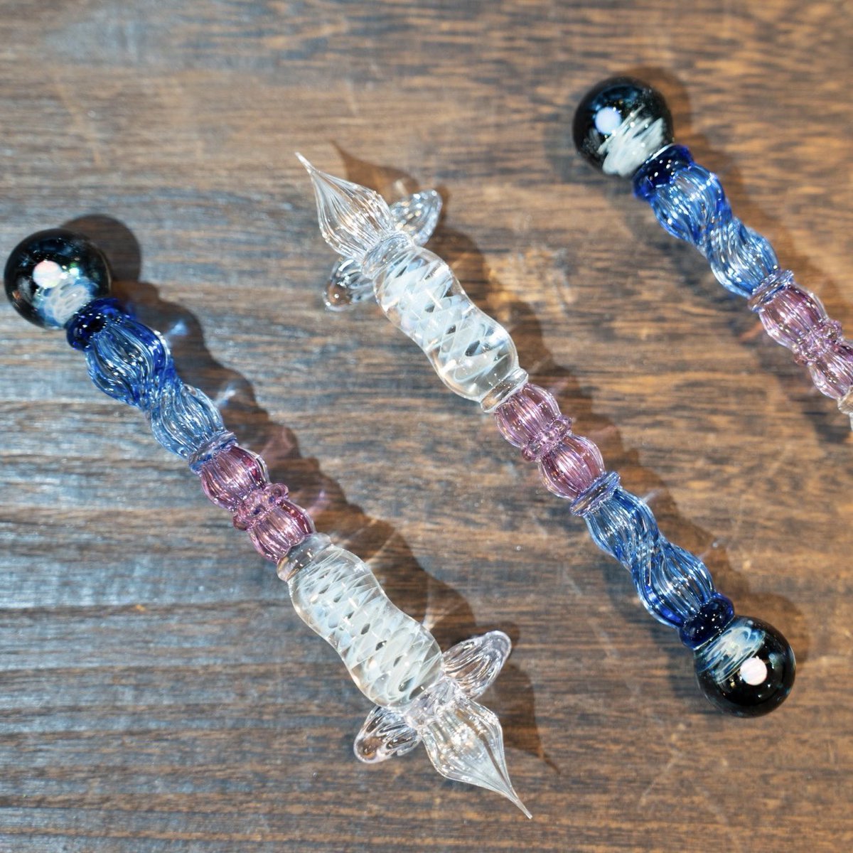 アニマルパフェペン🍨
ギャラクシーガラスペン🪐
文具女子博2025にて販売予定です！

※パラグラスの出店は12/17 プレミアム
12/18の２日間のみとなります。

#文具女子博2025