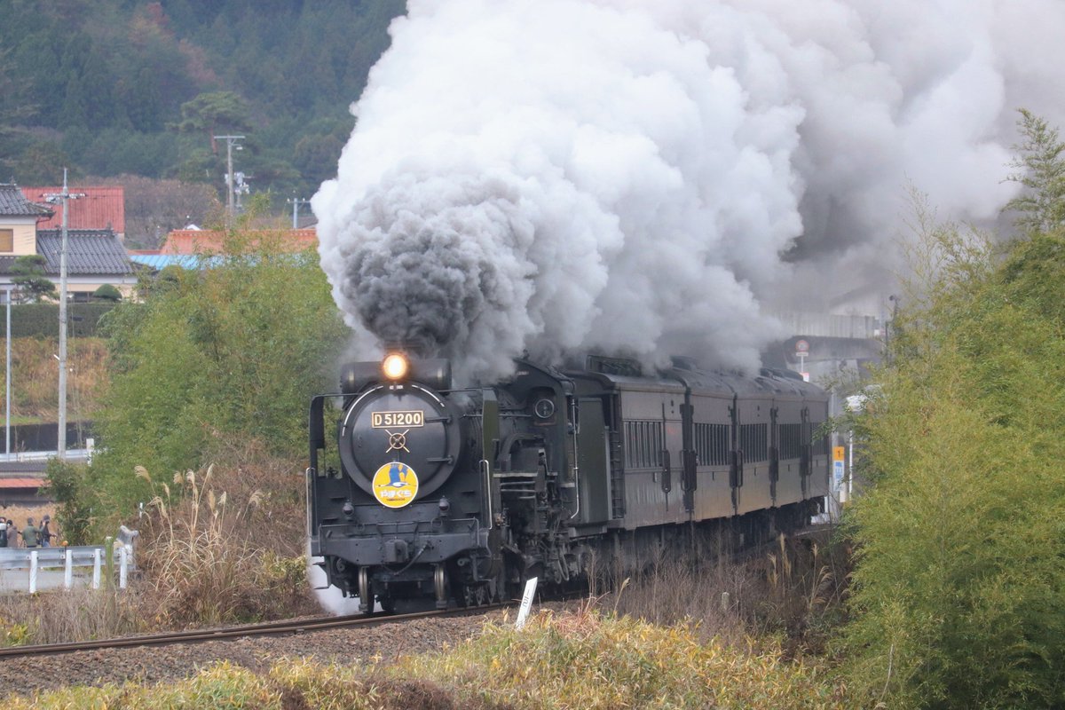 2025/12/14 8521ﾚ 快速SLやまぐち号 津和野行き D51 200号機+35系客車5