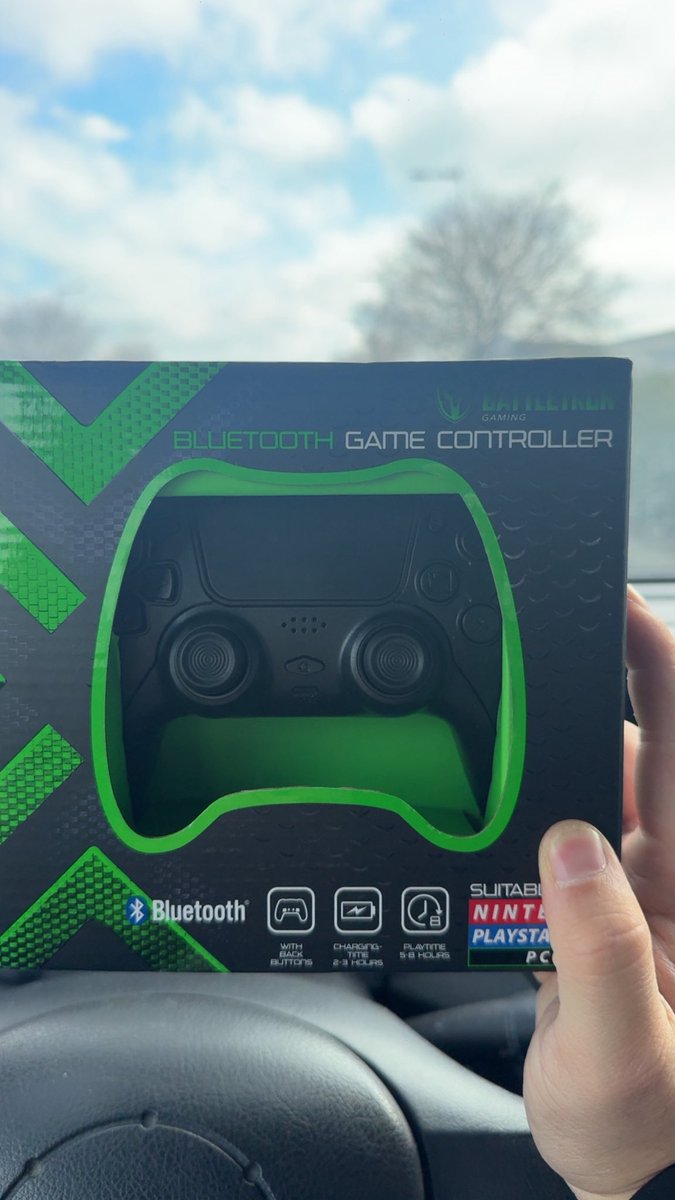 On test la manette à palette action à 20€ en live maintenant twitch.tv/vetrlx