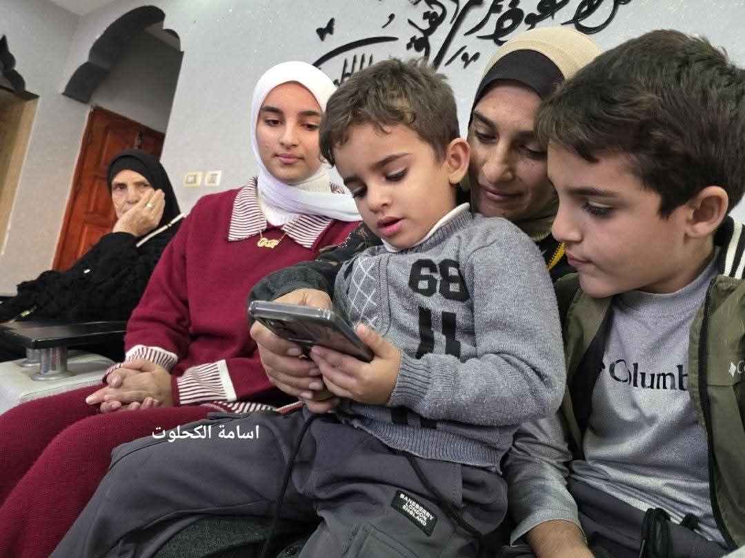 QudsNen's tweet photo. Former Palestinian detainee Asmaa Shatat spent a full year in Israeli prisons after being abducted along with her husband south of Deir Al-Balah, separated from their children. 

She says the most severe form of abuse faced by female detainees in the infamous Israeli detention camps was strip searches.

📷 Osama Al-Kahlout