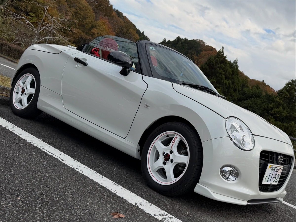 naonao1752's tweet photo. ホイールどっちが好み?
アンケート置いときます🙇♂️
#コペン #スタッドレスタイヤ
#BRIDGESTONE #BLIZZAK
#ADVAN #コペンセロ https://t.co/28MF4ADCnb