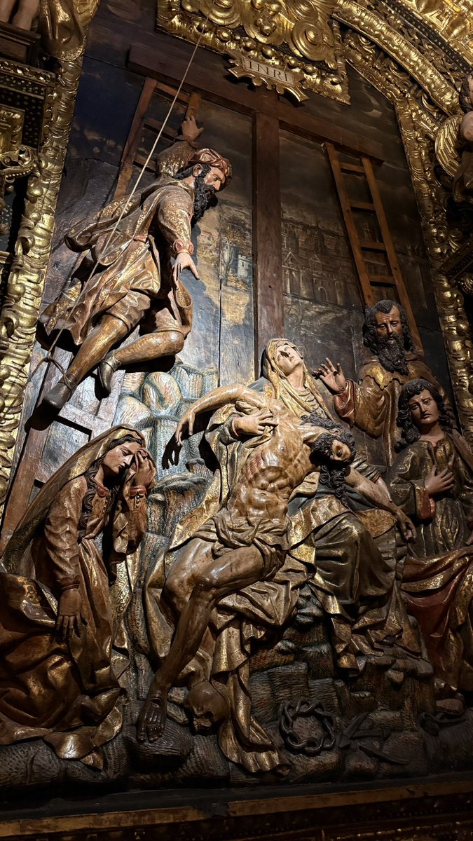 Javierdedioslao's tweet photo. 📍Catedral de Ourense y su fantástico Pórtico del Paraiso https://t.co/mrykaRtNVt