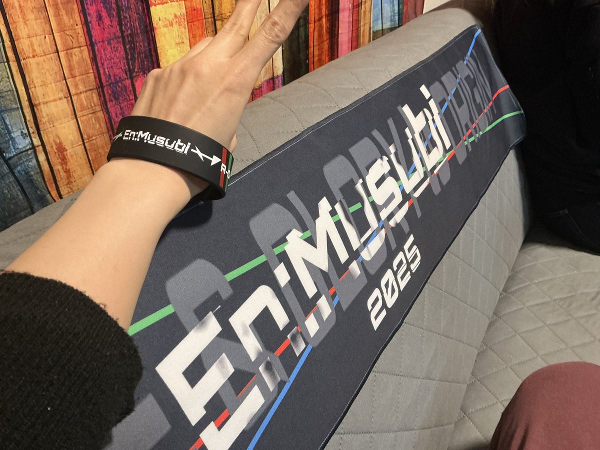 聖飢魔II vs BABYLTシャツ XL スポーツタオル ラバーバンド 今回現地で販売するタオルとラバーバンド🤩 かっこよくない！？ 是非