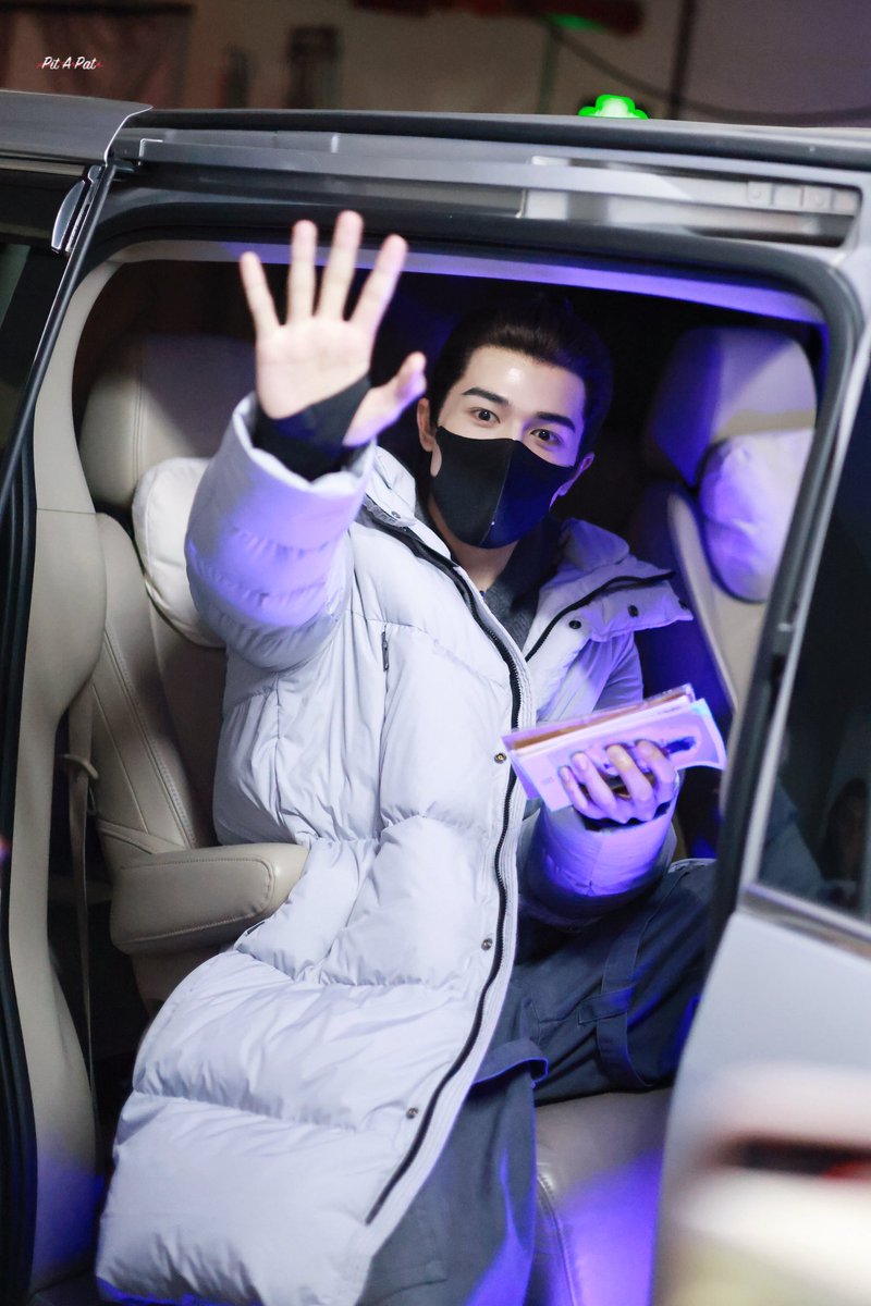 PitAPat1020's tweet image. 251214 明月录出妆

@patrick_pppat

#AMingDynastyAdventure
#明月录 #ติงอู #丁巫
#PatrickFinkler #Patrick
#แพทริค #เจ้าปลาดาว
#尹浩宇 #Patrick尹浩宇