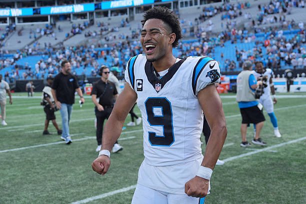 AdamSchefter's tweet photo. Two wins to a title: Carolina can clinch the NFC South title with a win Sunday at New Orleans, and vs. the Buccaneers in Week 16. https://t.co/25zDcUbHpC