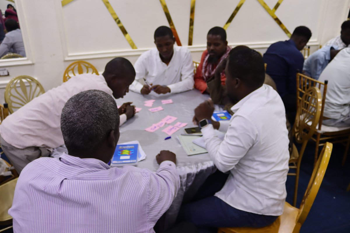 Every child benefits from the right-level learning tools and cards. 📕📐✏️ When teachers trained in TaRL use them, learners gain focus, independence, and master reading and writing. <a href="/unicefsomalia/">UNICEF Somalia</a> <a href="/EduCannotWait/">Education Cannot Wait</a> <a href="/adra_somali/">ADRASOM</a> 
#EducationInEmergencies #QualityEducation