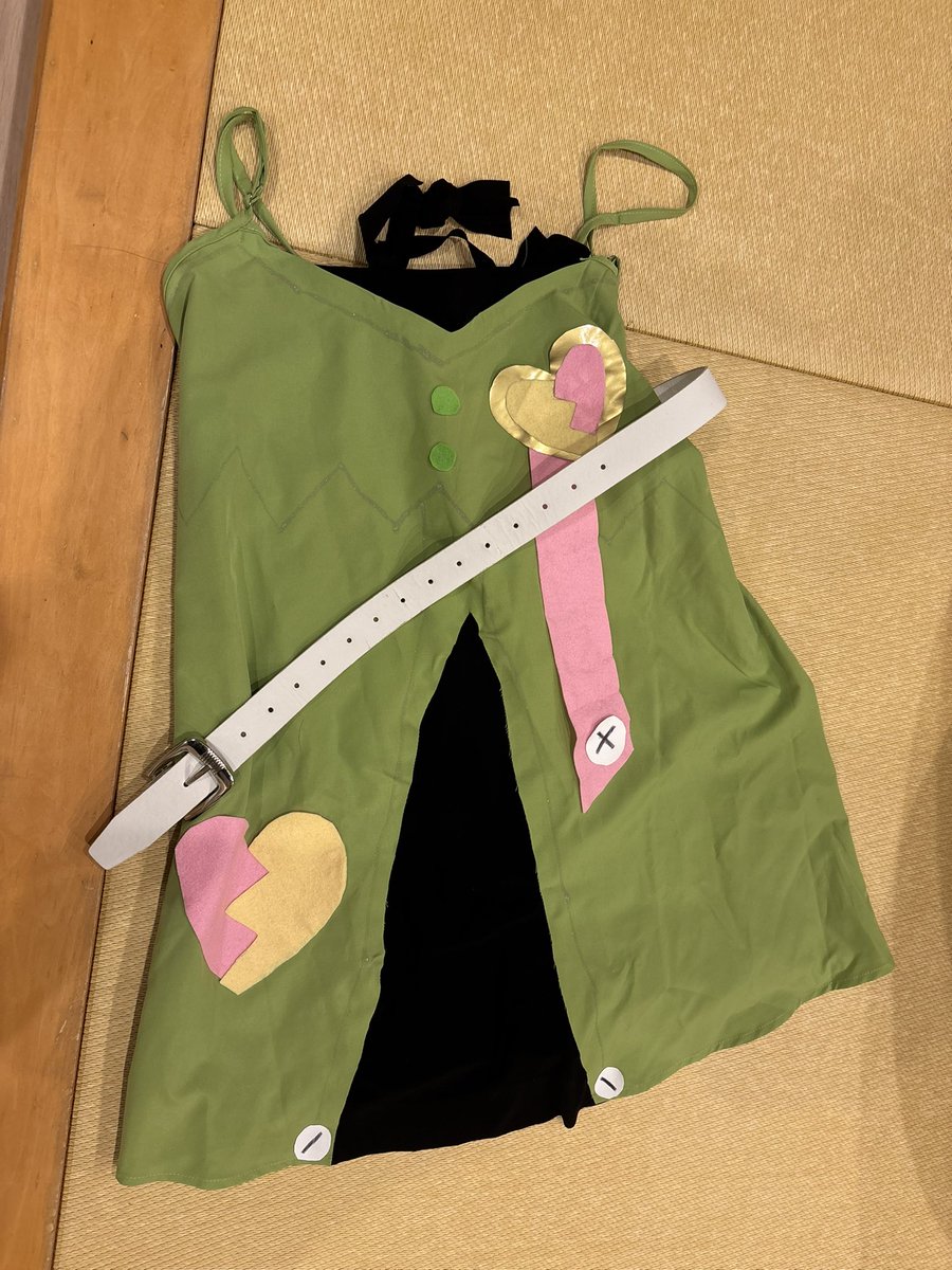 頑張って作った服発見wwwwwwwwwww