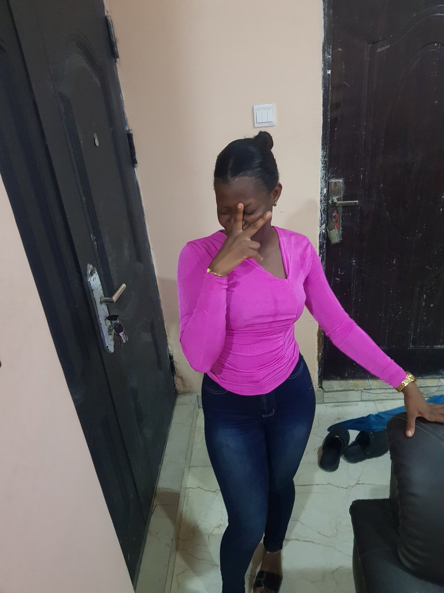 Happy Sunday,  hope we ll went to church 💬