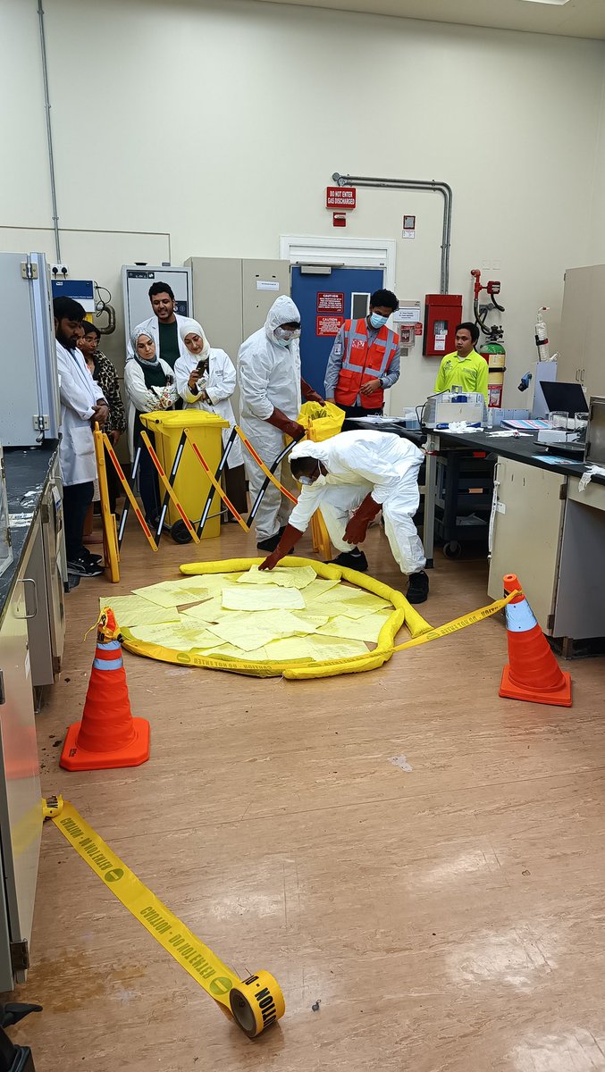 CAM_Qatar's tweet photo. Thanks to the QU Health Safety and Environment Section for the mock chemical spill drill at CAM Laboratory. The training demonstrated appropriate spill containment measures, and execute the required cleanup procedures in accordance with standard protocols. https://t.co/STCnIzgrQ0