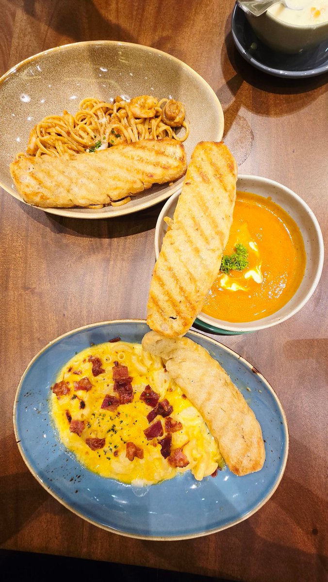 Gfooditual!!!💚
Pasta night!!!