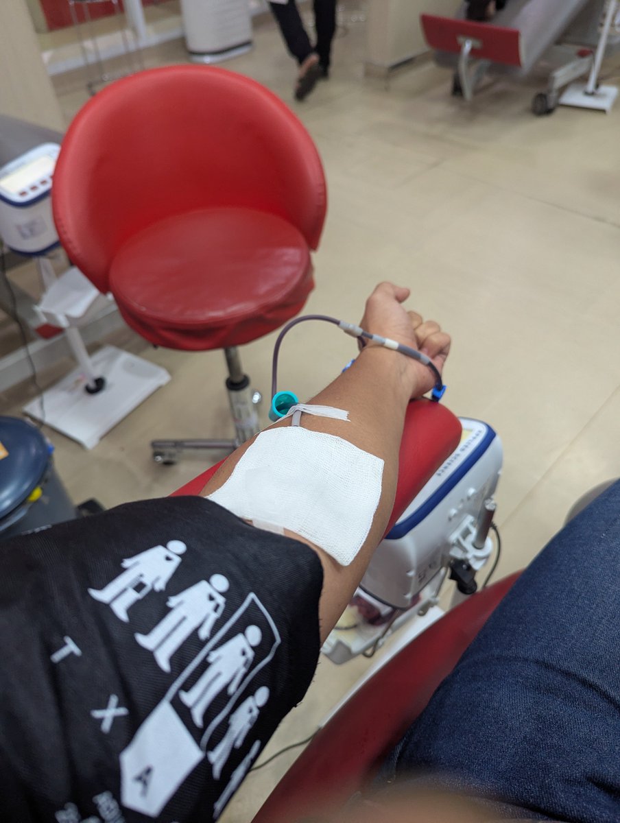 eqbaleq's tweet photo. Ngambas lagi menjelang akhir tahun https://t.co/HUS9U8eGpd