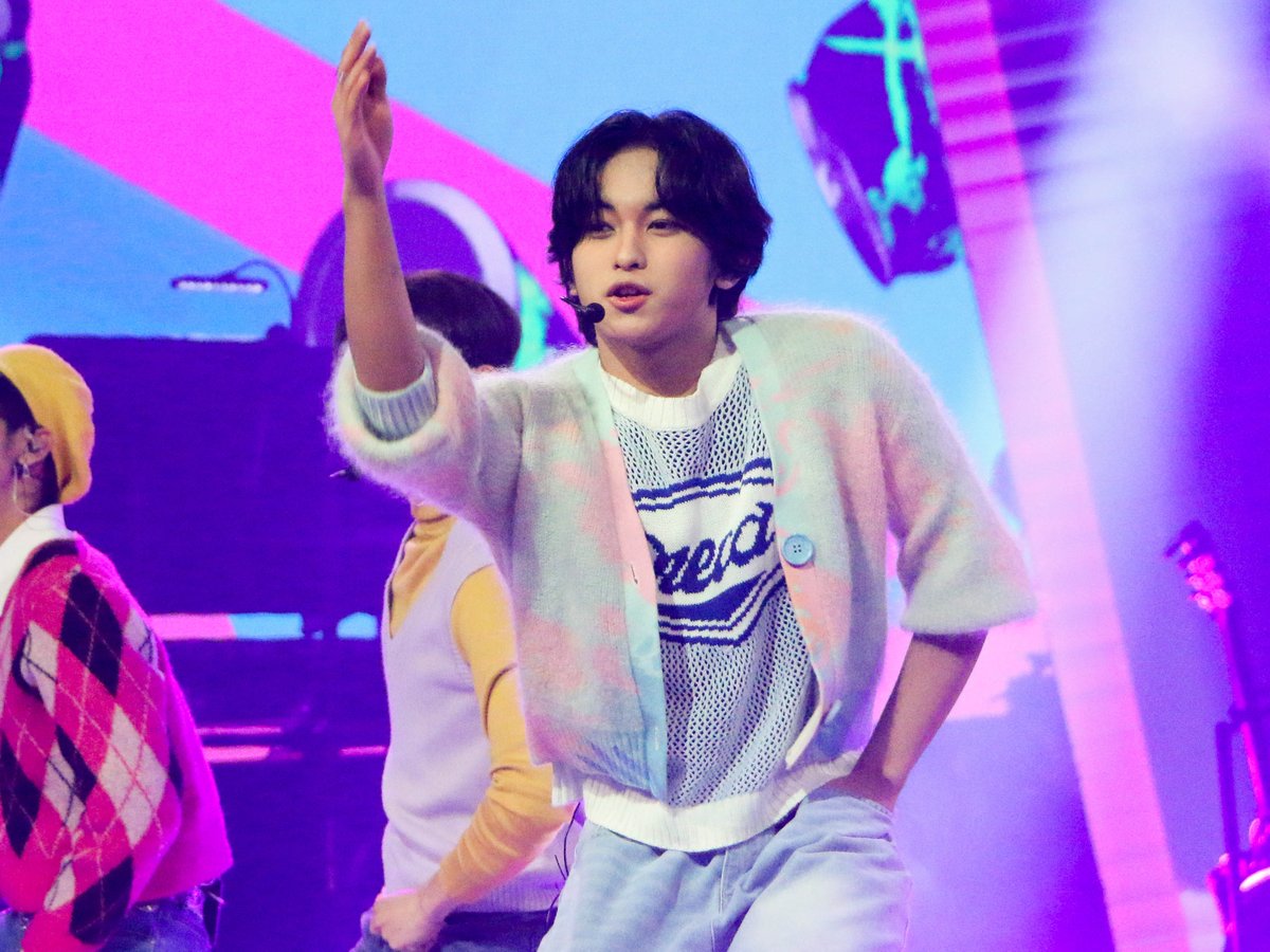 #TheVoiceKidsGMA #TVKFinale: Vocals, visual, and powerful stage presence. HORI7ON's performance of "Soda Pop" really screams Grand Finale!