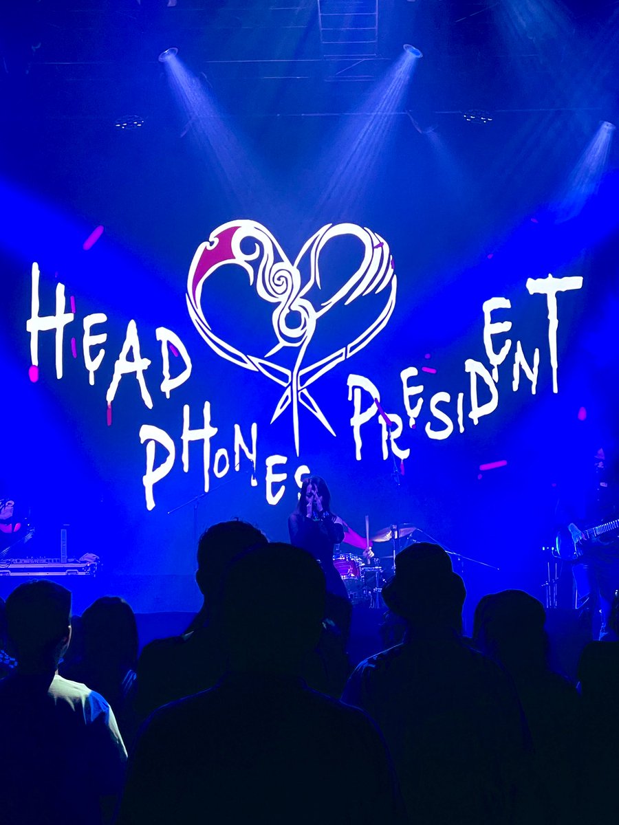 tora_amano's tweet image. HPP 25周年おめでとうございます✨
25年間の間に、数回ツアーご一緒できて光栄ですし、ファン歴17年目でとても嬉しく思います。

血管が破裂したせいでHPP 25周年ライブ行けなくて悲しかった💔VORCHAOS、exist†traceも観たかった😭Mardelasのライブも行くつもりでしたが...🥲
ひとまず生きてます。