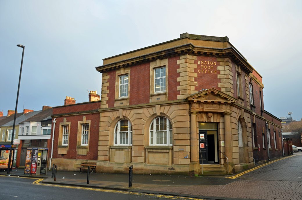 TyneSnapper's tweet photo. #Heaton #NewcastleUponTyne Quite a striking neo-Georgian piece of architecture photographed on this day 14th December 2016 - Heaton Post Office Newcastle upon Tyne. https://t.co/RHDVe7BlFD