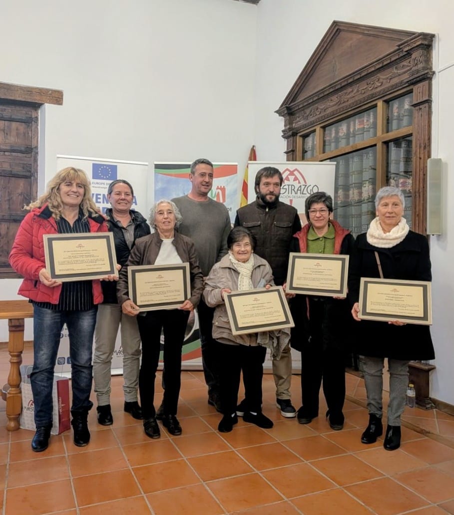 instagram.com/stories/europe…
XIV Premios Maestrazgo Europa en Tronchón (13-12-2025) junto a <a href="/MaestrazgoEsdi/">ESDI_Maestrazgo</a> <a href="/Com_Maestrazgo/">Comarca Maestrazgo</a>