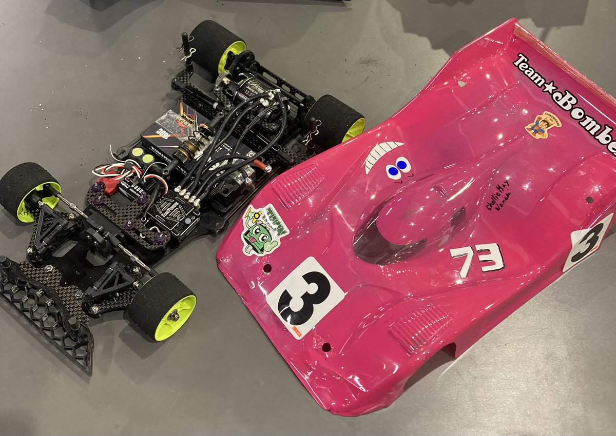 ４匹のぱぱ かめ No Reserve: 1993 Kawasaki Ninja ZX-11 for sale on BaT